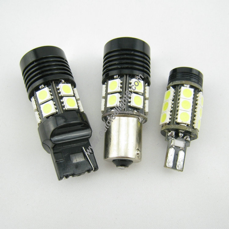 7W CREE Q5 + 12 SMD LED Car Turn Signal Brake Stop Reverse Back Up Light Bulb